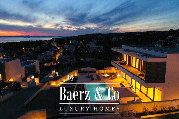 photo 5 Pag – Jakišnica -Luxury villa with heated pool, 4 en-suite bedrooms and wellness – 90 m from the sea