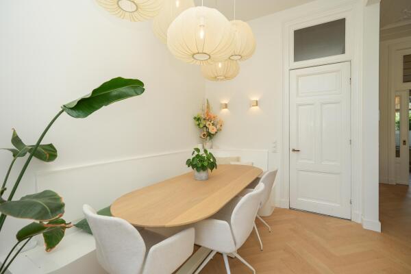 photo 17 Graadt van Roggenstraat 14