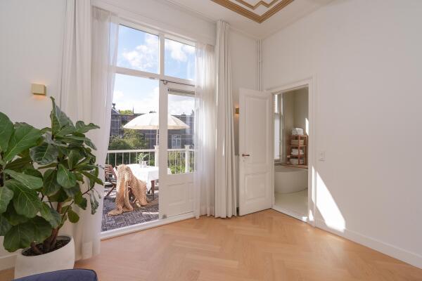 photo 36 Graadt van Roggenstraat 14