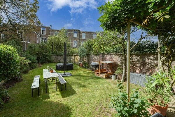 photo 62 Graadt van Roggenstraat 14