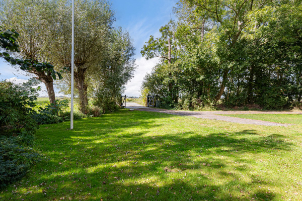 photo 11 Soarremoarre 1