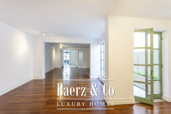 photo 21 T3 Duplex  Condominium with pool in Principe Real