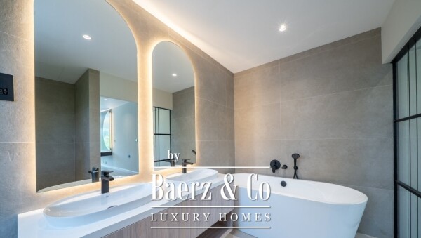 photo 12 Elegant 4-Bedroom Villa with Study for Sale in Jumeirah Village Triangle