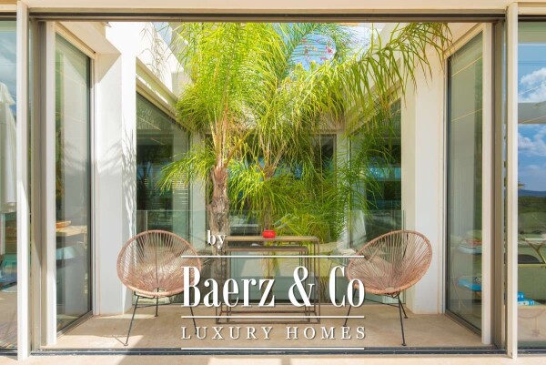 photo 13 Beautiful luxury home in Cap Martinet, Cap Martinet