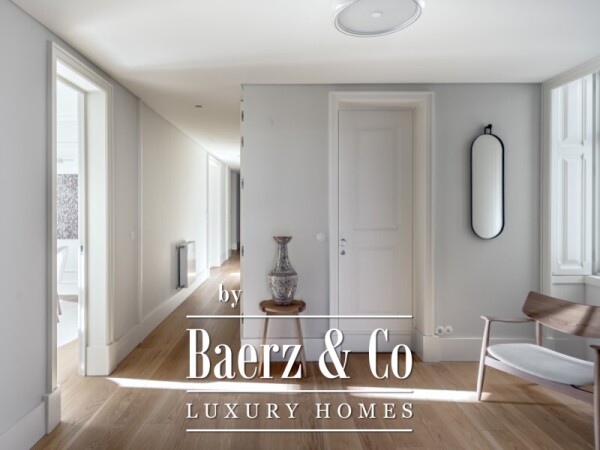 photo 10 5 bedroom luxury apartment with, balcony, six parking spaces and concierge service in the heart of Saldanha, Lisbon