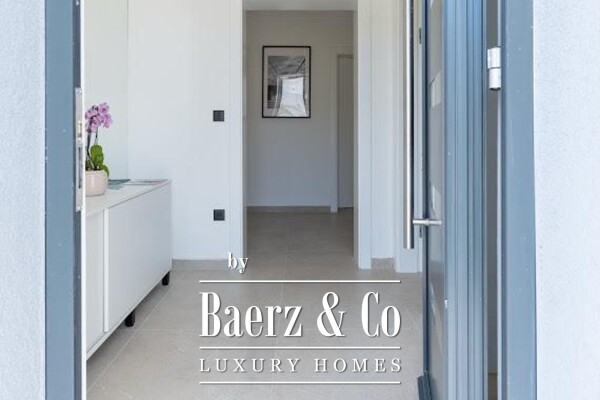 photo 15 Pag, Mandre, modern house with swimming pool in a beautiful location