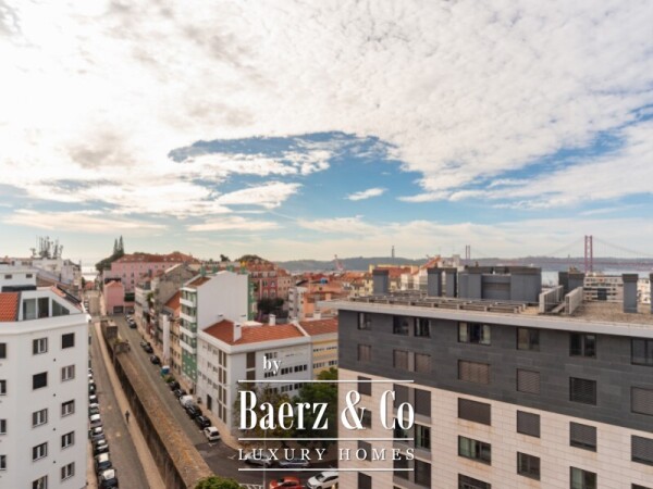 photo 28 Duplex Penthouse on Infante Santo with River View