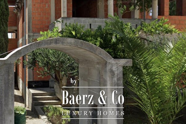 photo 3 Zadar, Diklo – House in Roh-Bau Phase with 6 Residential Units and Open Sea View