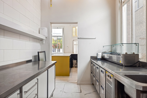 photo 14 Midstraat 24