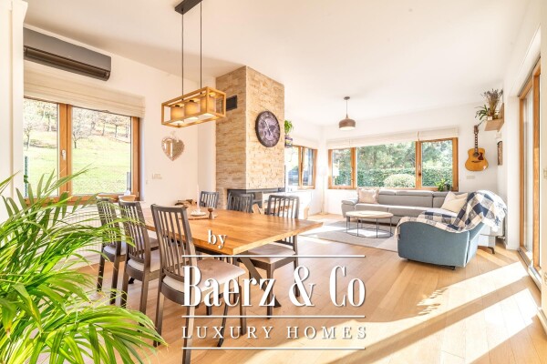 photo 3 Zagreb, Mlinovi modern three, story apartment