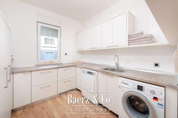 photo 19 Podstrana, luxury four bedroom apartment with a beautiful sea view and 2 garages