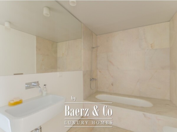 photo 41 One Bedroom apartments plus 1 on Av. July 24 in a building with signature of Arq. Aires Mateus