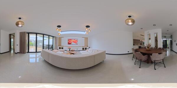 photo 43 Eikenrodelaan 1