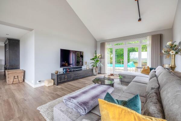 photo 7 Parallelweg 2