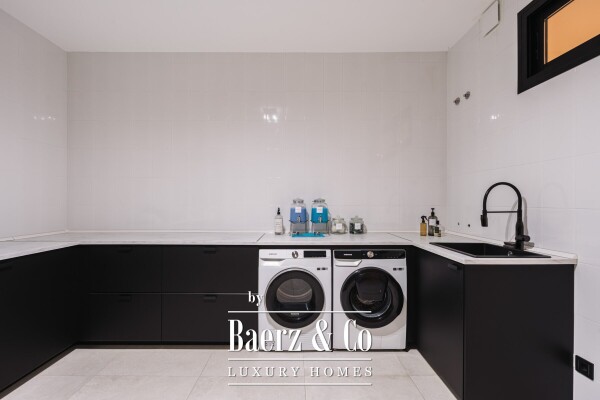 photo 25 Villa - Marbella East - Ref: 8685