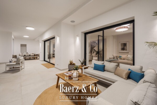 photo 27 Villa - Marbella East - Ref: 8685