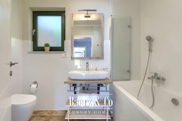 photo 9 Istria, Rovinj, a beautiful house on a large plot with a guest house and a swimming pool