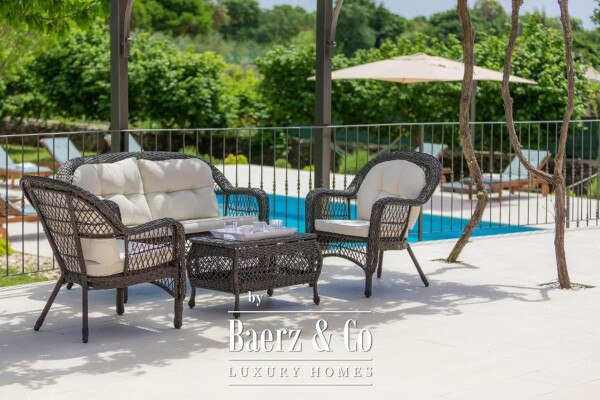 photo 31 Istria, Rovinj, a beautiful house on a large plot with a guest house and a swimming pool