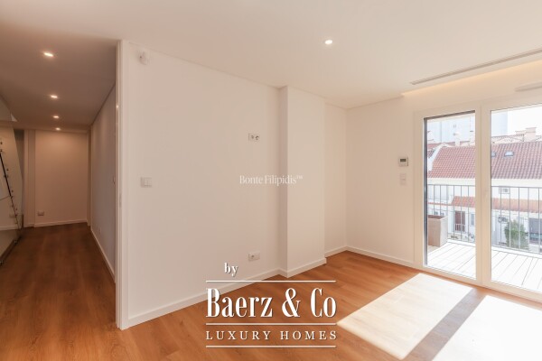 photo 19 Beautiful luxury home in Carcavelos e Parede, Parede