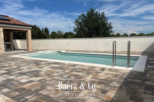 photo 20 Zadar, Vrsi, charming dalmatian stone house with swimming pool in a quiet location