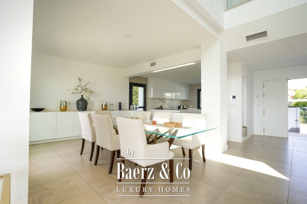 photo 2 Beautiful luxury home in Alcaidesa