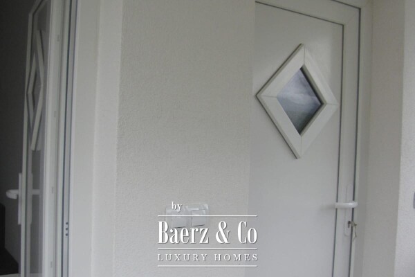 photo 33 Kruševo, Crna Punta, beautiful house first row to the sea with three residential units