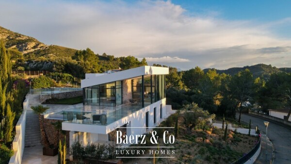 photo 2 Fantastic villa with panoramic views and exclusive furnishings