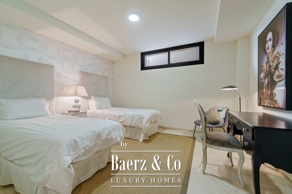 photo 29 Villa - Nueva Andalucia - Marbella - Ref: 8701