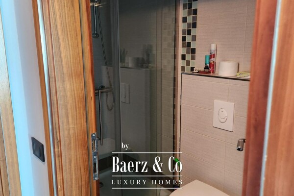 photo 8 Opatija, exclusive apartment in a prime location, two-bedroom, 87 m², first row to the sea.