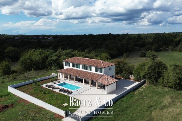 photo 27 Istria, Svetvinčenat, modern villa with swimming pool and nature view