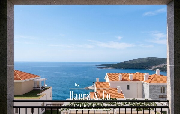 photo 17 Luxurious Studio Apartment on the Coast of Montenegro