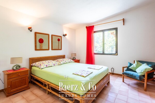 photo 13 Šolta, Nečujam - Property on a Spacious Plot of 3,843 m² first row by the sea