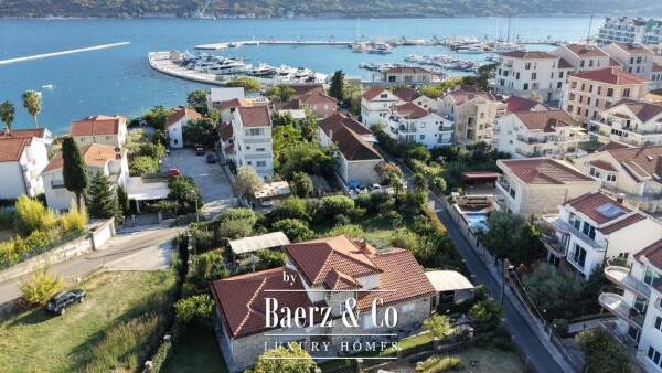 photo 1 Villa in Herceg Novi Near the Yacht Marina